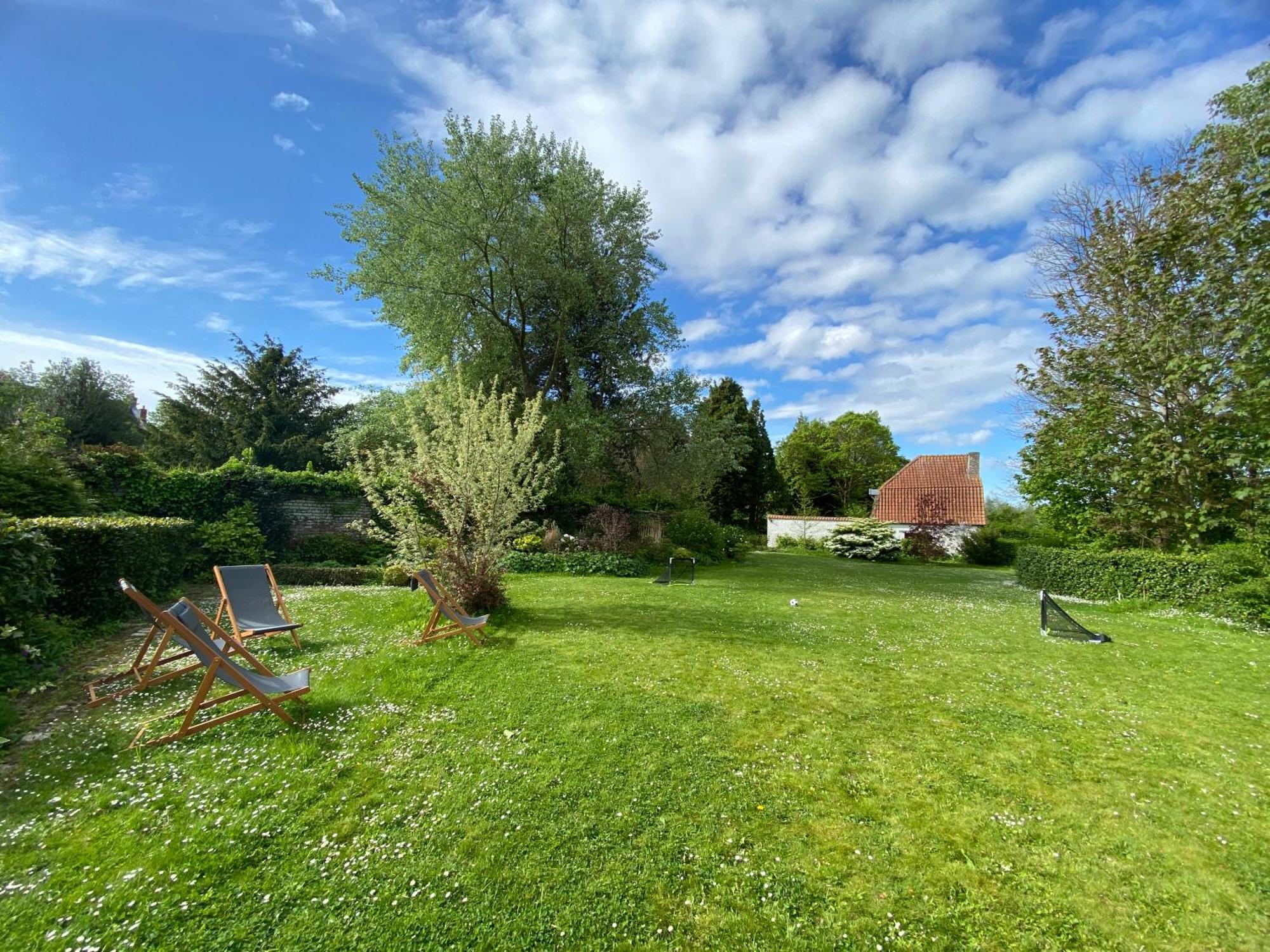 B&B - Villa Des Remparts - Ardres Proche Calais-St Omer-Dunkerque Exterior foto